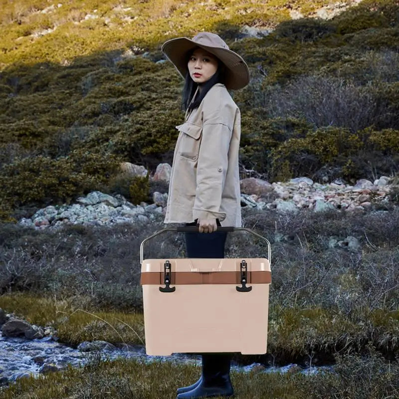 Insulated Freezer Box Outdoor Ice Chest Cooler Box Impact-Resistant Travel Cooler For Picnic Outdoor Self-Driving Trips And